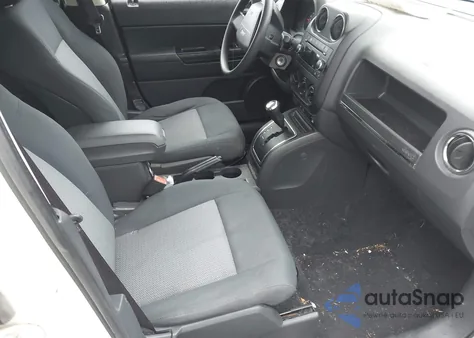 2009 Jeep Patriot Sport z USA, uszkodzony, nr VIN 1J4FF28B99D249472